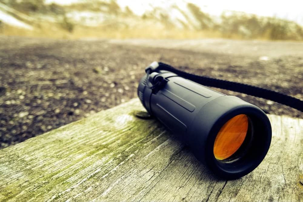 How To Use a Monocular and Set One Up